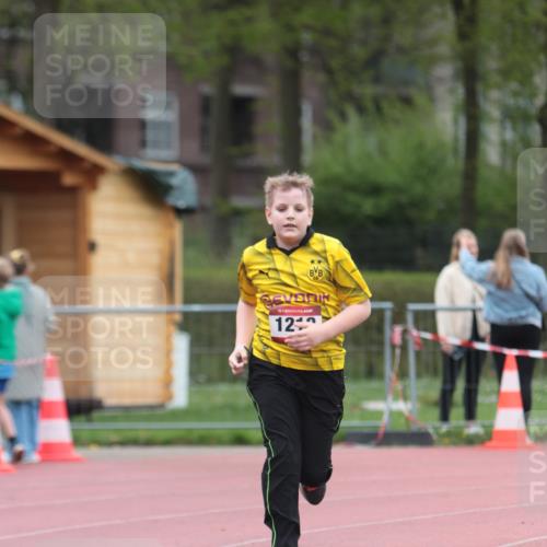 13.04.2025 - Hammer Lauf A. Gomolzig http://msf.ph/oto/7667275 13.04.2025 12:55:37 Ziel 1218 meine-sportfotos.de
