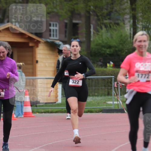 13.04.2025 - Hammer Lauf A. Gomolzig http://msf.ph/oto/7667298 13.04.2025 12:56:03 Ziel 145, 322, 444, 548, 1772 meine-sportfotos.de