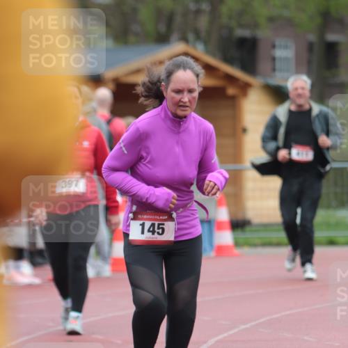 13.04.2025 - Hammer Lauf A. Gomolzig http://msf.ph/oto/7667302 13.04.2025 12:56:05 Ziel 145, 411, 1772 meine-sportfotos.de