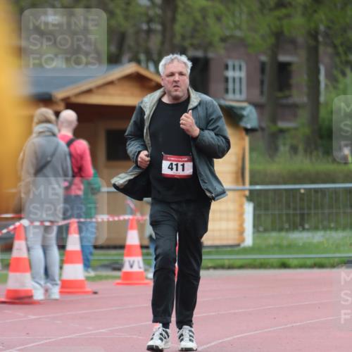 13.04.2025 - Hammer Lauf A. Gomolzig http://msf.ph/oto/7667308 13.04.2025 12:56:09 Ziel 145, 411 meine-sportfotos.de