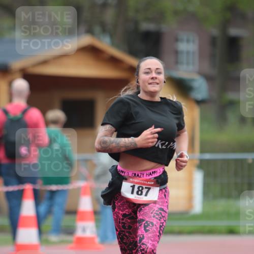 13.04.2025 - Hammer Lauf A. Gomolzig http://msf.ph/oto/7667323 13.04.2025 12:56:30 Ziel 187 meine-sportfotos.de