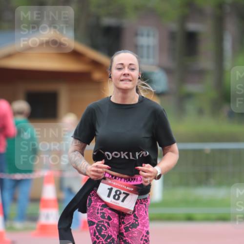 13.04.2025 - Hammer Lauf A. Gomolzig http://msf.ph/oto/7667324 13.04.2025 12:56:31 Ziel 187 meine-sportfotos.de