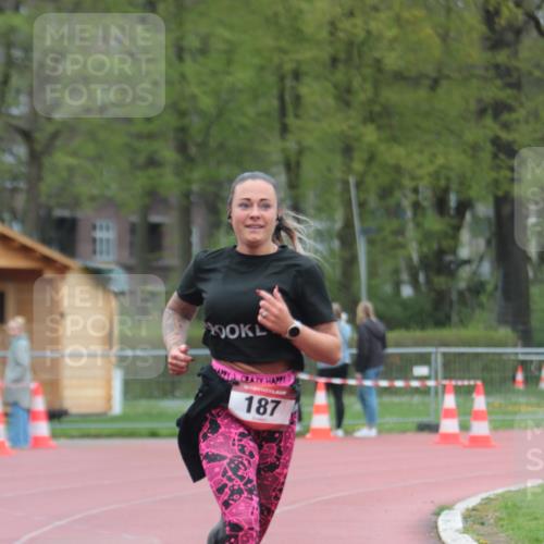 13.04.2025 - Hammer Lauf A. Gomolzig http://msf.ph/oto/7667328 13.04.2025 12:56:32 Ziel 187 meine-sportfotos.de