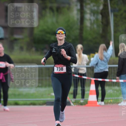 13.04.2025 - Hammer Lauf A. Gomolzig http://msf.ph/oto/7667330 13.04.2025 12:56:46 Ziel 738 meine-sportfotos.de