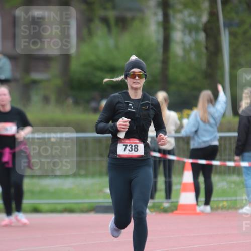 13.04.2025 - Hammer Lauf A. Gomolzig http://msf.ph/oto/7667331 13.04.2025 12:56:46 Ziel 738 meine-sportfotos.de