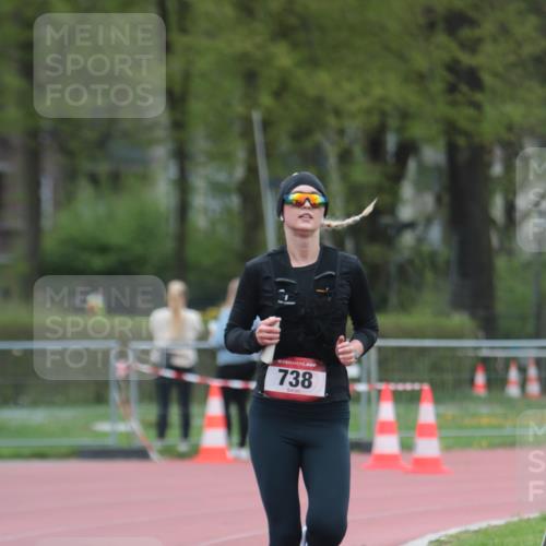 13.04.2025 - Hammer Lauf A. Gomolzig http://msf.ph/oto/7667338 13.04.2025 12:56:48 Ziel 738 meine-sportfotos.de