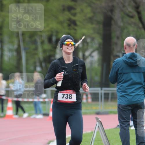13.04.2025 - Hammer Lauf A. Gomolzig http://msf.ph/oto/7667339 13.04.2025 12:56:49 Ziel 567, 738 meine-sportfotos.de