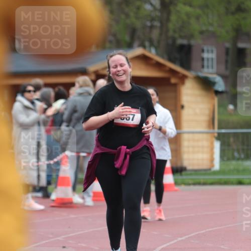13.04.2025 - Hammer Lauf A. Gomolzig http://msf.ph/oto/7667343 13.04.2025 12:56:55 Ziel 567, 1080 meine-sportfotos.de