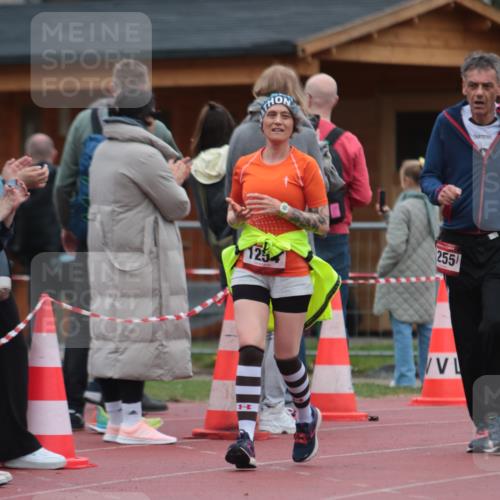 13.04.2025 - Hammer Lauf A. Gomolzig http://msf.ph/oto/7667352 13.04.2025 12:57:04 Ziel 232, 1080, 1254 meine-sportfotos.de