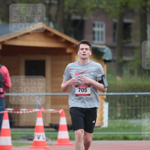 13.04.2025 - Hammer Lauf A. Gomolzig http://msf.ph/oto/7667364 13.04.2025 12:57:55 Ziel 705 meine-sportfotos.de