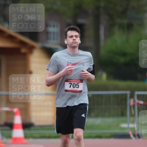 13.04.2025 - Hammer Lauf A. Gomolzig http://msf.ph/oto/7667366 13.04.2025 12:57:56 Ziel 432, 705 meine-sportfotos.de