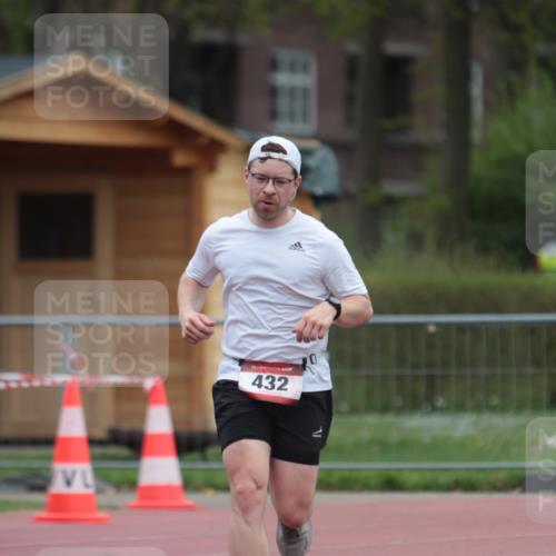 13.04.2025 - Hammer Lauf A. Gomolzig http://msf.ph/oto/7667367 13.04.2025 12:58:02 Ziel 432, 705 meine-sportfotos.de