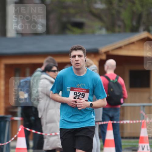 13.04.2025 - Hammer Lauf A. Gomolzig http://msf.ph/oto/7667379 13.04.2025 12:58:20 Ziel 929, 1296 meine-sportfotos.de