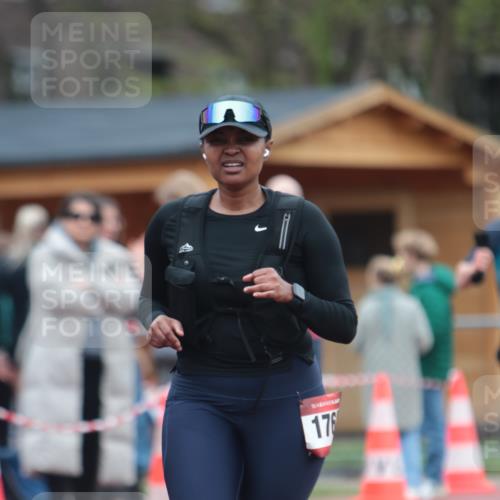13.04.2025 - Hammer Lauf A. Gomolzig http://msf.ph/oto/7667388 13.04.2025 12:58:42 Ziel 588, 599, 1768 meine-sportfotos.de