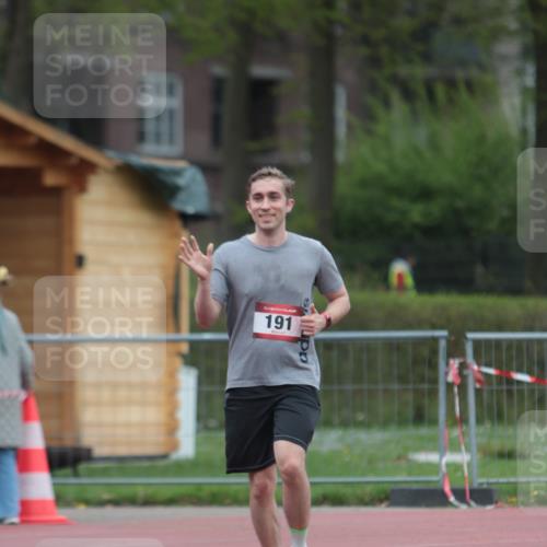 13.04.2025 - Hammer Lauf A. Gomolzig http://msf.ph/oto/7667399 13.04.2025 12:59:27 Ziel 191 meine-sportfotos.de