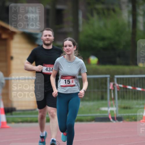 13.04.2025 - Hammer Lauf A. Gomolzig http://msf.ph/oto/7667411 13.04.2025 12:59:51 Ziel 15, 434 meine-sportfotos.de