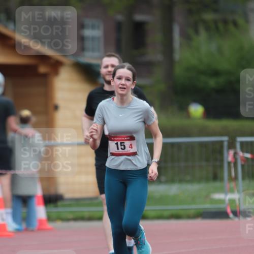 13.04.2025 - Hammer Lauf A. Gomolzig http://msf.ph/oto/7667412 13.04.2025 12:59:51 Ziel 15, 434 meine-sportfotos.de