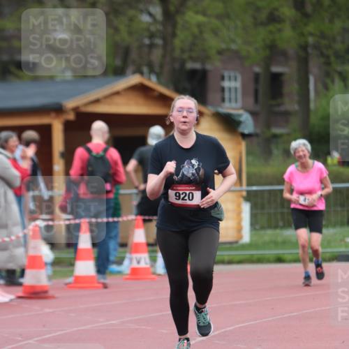 13.04.2025 - Hammer Lauf A. Gomolzig http://msf.ph/oto/7667421 13.04.2025 13:00:24 Ziel 414, 920 meine-sportfotos.de