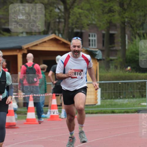 13.04.2025 - Hammer Lauf A. Gomolzig http://msf.ph/oto/7667433 13.04.2025 13:00:41 Ziel 325, 1035, 1810 meine-sportfotos.de