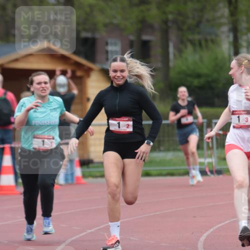 13.04.2025 - Hammer Lauf A. Gomolzig http://msf.ph/oto/7667439 13.04.2025 13:00:57 Ziel 1, 4 meine-sportfotos.de