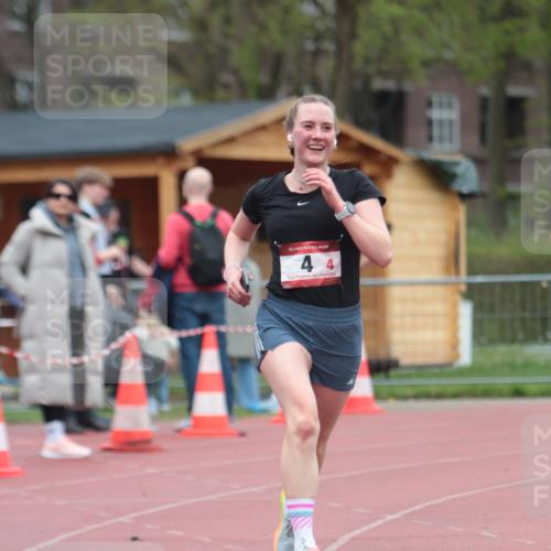 13.04.2025 - Hammer Lauf A. Gomolzig http://msf.ph/oto/7667443 13.04.2025 13:01:03 Ziel 4 meine-sportfotos.de
