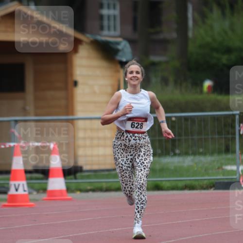 13.04.2025 - Hammer Lauf A. Gomolzig http://msf.ph/oto/7667457 13.04.2025 13:01:18 Ziel 628, 1103 meine-sportfotos.de