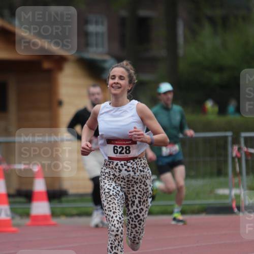 13.04.2025 - Hammer Lauf A. Gomolzig http://msf.ph/oto/7667460 13.04.2025 13:01:20 Ziel 628, 1103 meine-sportfotos.de