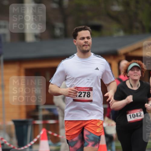 13.04.2025 - Hammer Lauf A. Gomolzig http://msf.ph/oto/7667479 13.04.2025 13:01:39 Ziel 252, 1042, 1262, 1278 meine-sportfotos.de