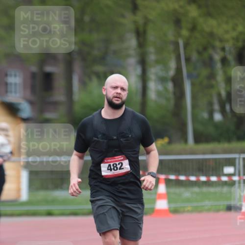 13.04.2025 - Hammer Lauf A. Gomolzig http://msf.ph/oto/7667486 13.04.2025 13:02:05 Ziel 482, 1201 meine-sportfotos.de