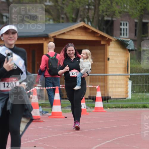 13.04.2025 - Hammer Lauf A. Gomolzig http://msf.ph/oto/7667489 13.04.2025 13:02:07 Ziel 482, 1201 meine-sportfotos.de