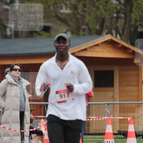13.04.2025 - Hammer Lauf A. Gomolzig http://msf.ph/oto/7667502 13.04.2025 13:02:29 Ziel 917 meine-sportfotos.de