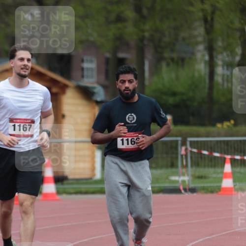 13.04.2025 - Hammer Lauf A. Gomolzig http://msf.ph/oto/7667523 13.04.2025 13:03:13 Ziel 1166, 1167 meine-sportfotos.de