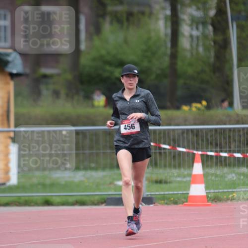 13.04.2025 - Hammer Lauf A. Gomolzig http://msf.ph/oto/7667526 13.04.2025 13:03:23 Ziel 456 meine-sportfotos.de