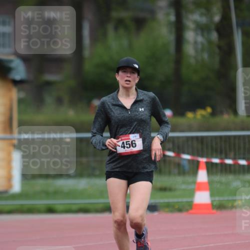13.04.2025 - Hammer Lauf A. Gomolzig http://msf.ph/oto/7667529 13.04.2025 13:03:26 Ziel 456 meine-sportfotos.de