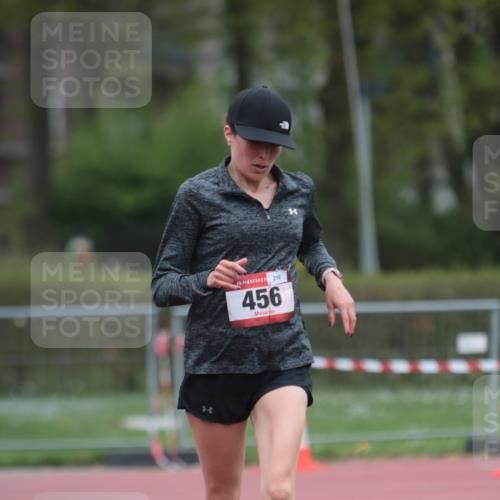 13.04.2025 - Hammer Lauf A. Gomolzig http://msf.ph/oto/7667531 13.04.2025 13:03:27 Ziel 456 meine-sportfotos.de