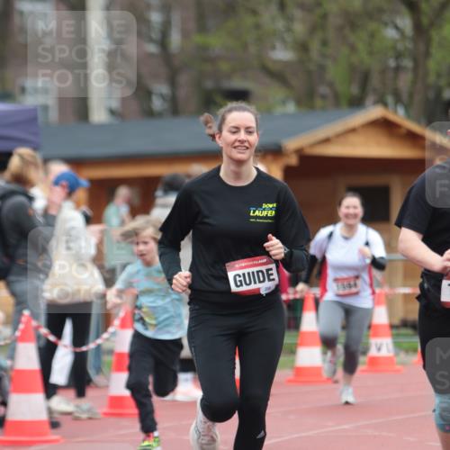 13.04.2025 - Hammer Lauf A. Gomolzig http://msf.ph/oto/7667558 13.04.2025 13:04:27 Ziel 8, 1556, 1593, 1594 meine-sportfotos.de