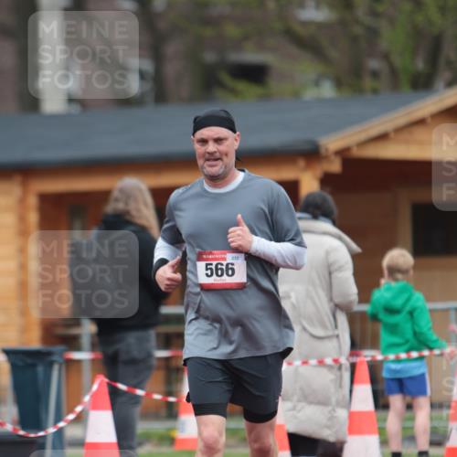 13.04.2025 - Hammer Lauf A. Gomolzig http://msf.ph/oto/7667613 13.04.2025 13:07:02 Ziel 244, 566, 737, 762 meine-sportfotos.de