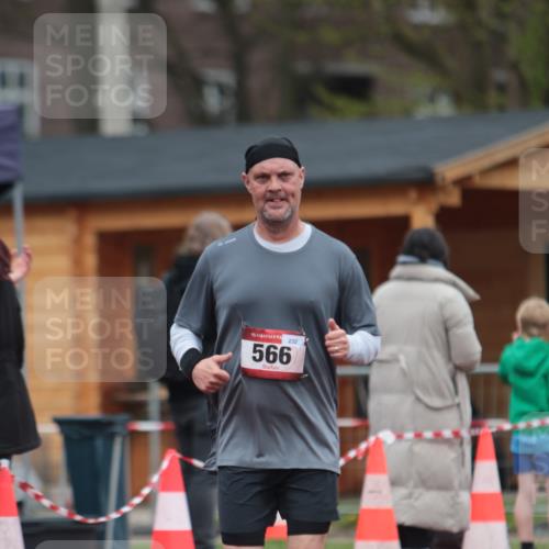 13.04.2025 - Hammer Lauf A. Gomolzig http://msf.ph/oto/7667614 13.04.2025 13:07:02 Ziel 244, 566, 737, 762 meine-sportfotos.de