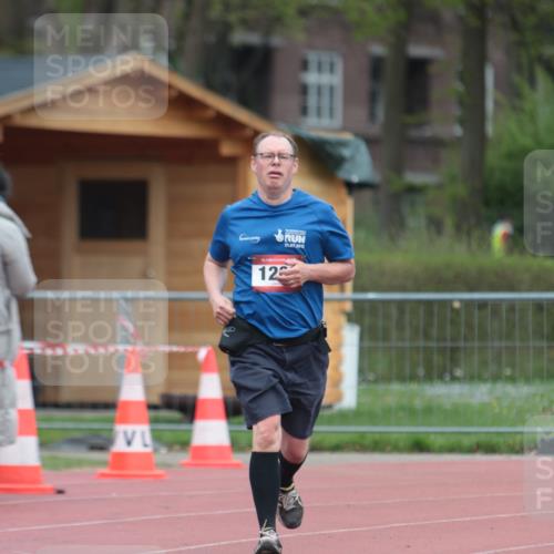13.04.2025 - Hammer Lauf A. Gomolzig http://msf.ph/oto/7667624 13.04.2025 13:07:49 Ziel 1208 meine-sportfotos.de