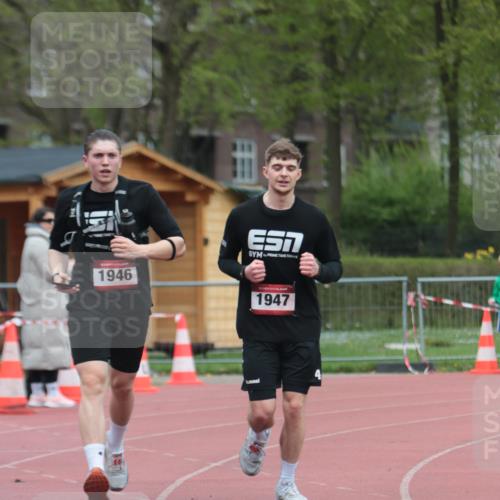 13.04.2025 - Hammer Lauf A. Gomolzig http://msf.ph/oto/7667650 13.04.2025 13:08:50 Ziel 1946, 1947 meine-sportfotos.de