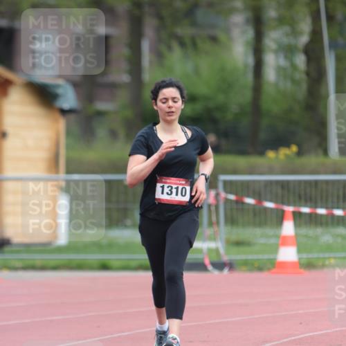 13.04.2025 - Hammer Lauf A. Gomolzig http://msf.ph/oto/7667653 13.04.2025 13:09:25 Ziel 1310 meine-sportfotos.de