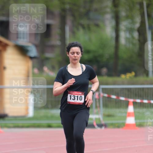13.04.2025 - Hammer Lauf A. Gomolzig http://msf.ph/oto/7667654 13.04.2025 13:09:25 Ziel 1310 meine-sportfotos.de