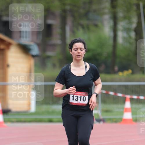 13.04.2025 - Hammer Lauf A. Gomolzig http://msf.ph/oto/7667656 13.04.2025 13:09:26 Ziel 1310 meine-sportfotos.de