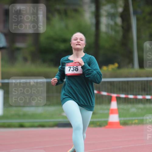 13.04.2025 - Hammer Lauf A. Gomolzig http://msf.ph/oto/7667662 13.04.2025 13:09:46 Ziel 736 meine-sportfotos.de