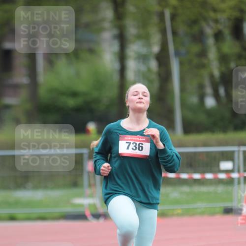13.04.2025 - Hammer Lauf A. Gomolzig http://msf.ph/oto/7667664 13.04.2025 13:09:47 Ziel 736 meine-sportfotos.de