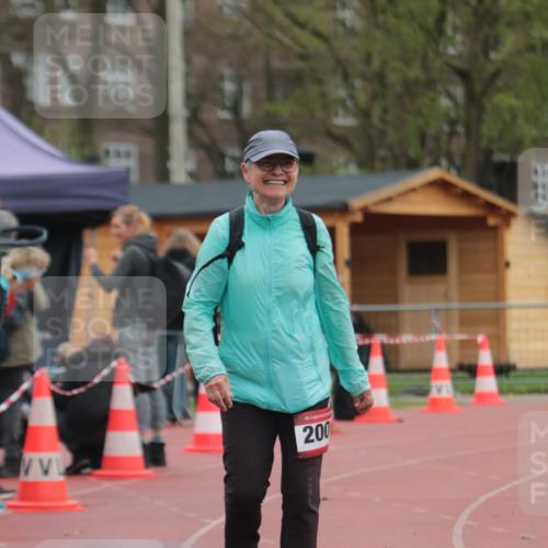13.04.2025 - Hammer Lauf A. Gomolzig http://msf.ph/oto/7667668 13.04.2025 13:10:45 Ziel 2001 meine-sportfotos.de
