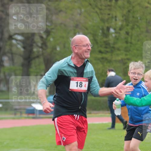 13.04.2025 - Hammer Lauf A. Gomolzig http://msf.ph/oto/7667695 13.04.2025 13:11:55 Ziel 18 meine-sportfotos.de
