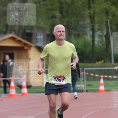 13.04.2025 - Hammer Lauf A. Gomolzig http://msf.ph/oto/7667698 13.04.2025 13:13:05 Ziel 5, 1897 meine-sportfotos.de