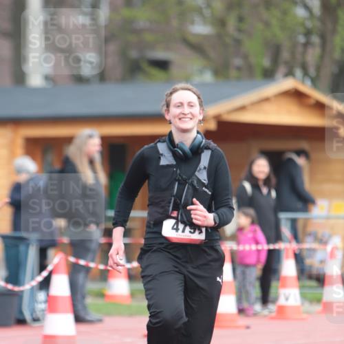 13.04.2025 - Hammer Lauf A. Gomolzig http://msf.ph/oto/7667717 13.04.2025 13:13:47 Ziel 479 meine-sportfotos.de