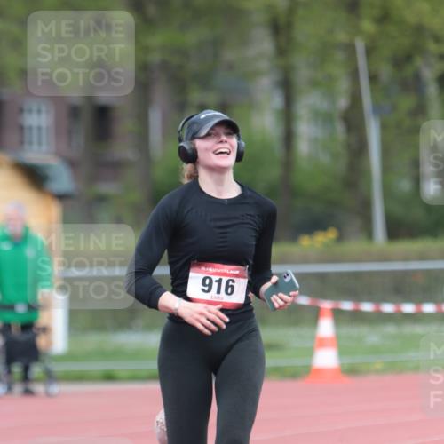 13.04.2025 - Hammer Lauf A. Gomolzig http://msf.ph/oto/7667746 13.04.2025 13:15:03 Ziel 916 meine-sportfotos.de